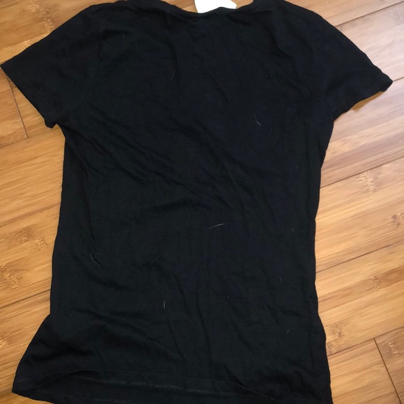 🖤 H&M | basic black tee 🖤 - Picture 2 of 3